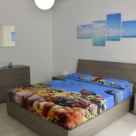 Casa Vacanza Tra Cielo E Mare Custonaci Exterior foto