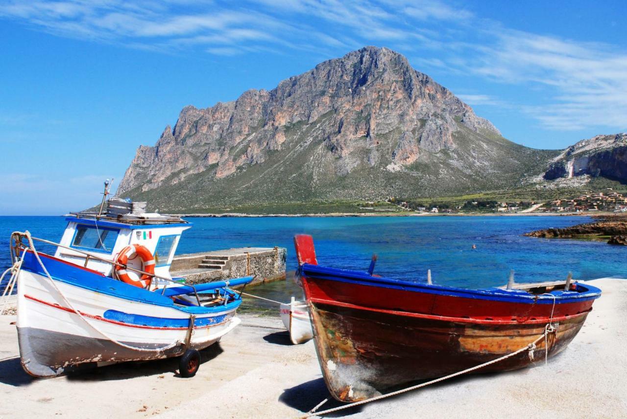 Casa Vacanza Tra Cielo E Mare Custonaci Exterior foto